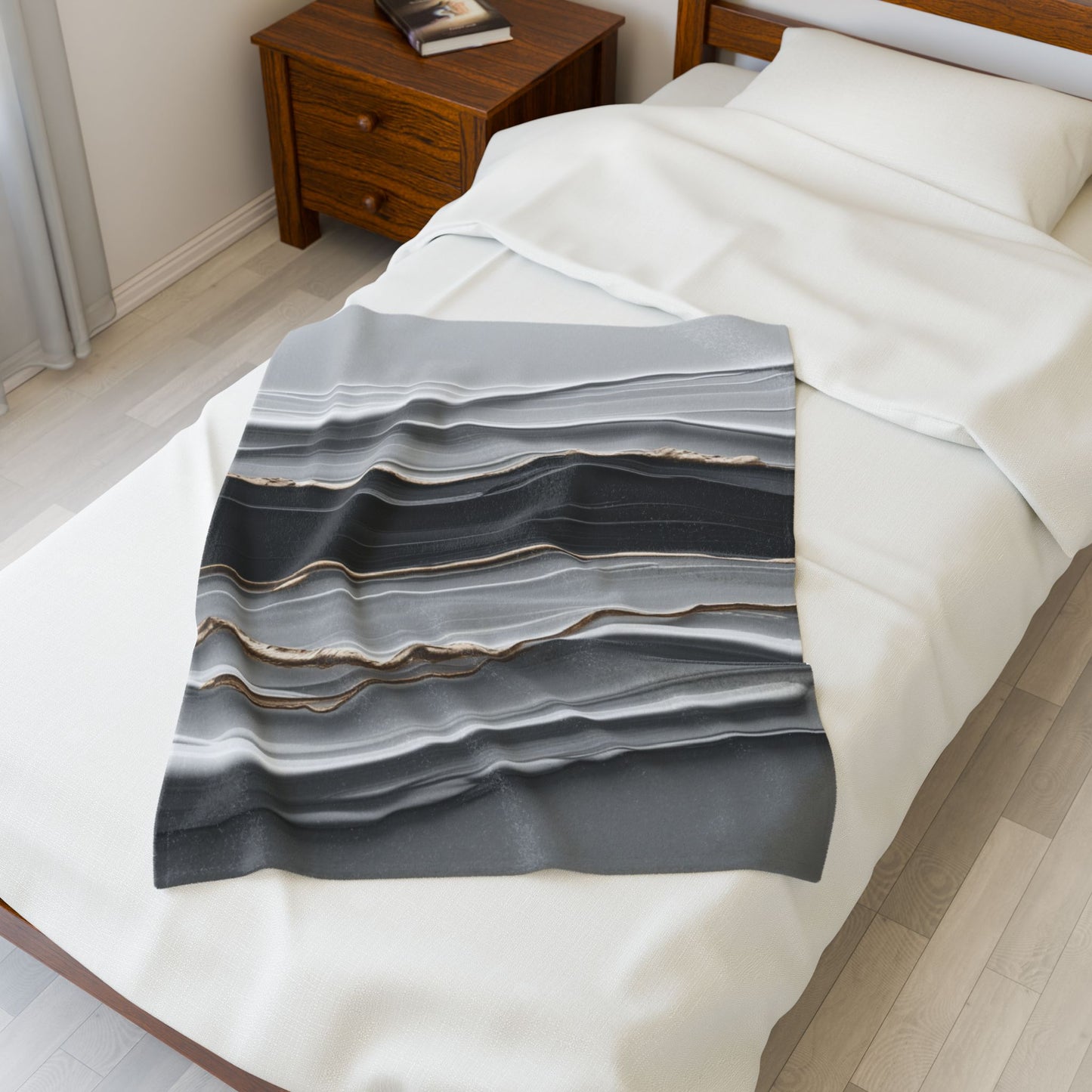 Luxurious Velveteen Plush Blanket - Soft Abstract Design for Cozy Living