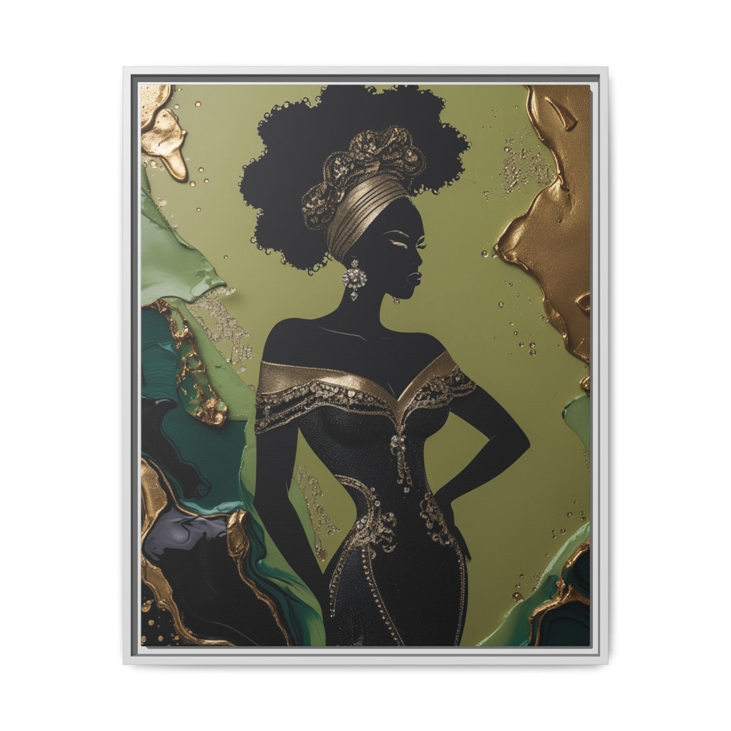 Queen in Emerald & Gold